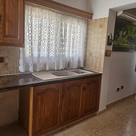 Villa Fays Oroklini